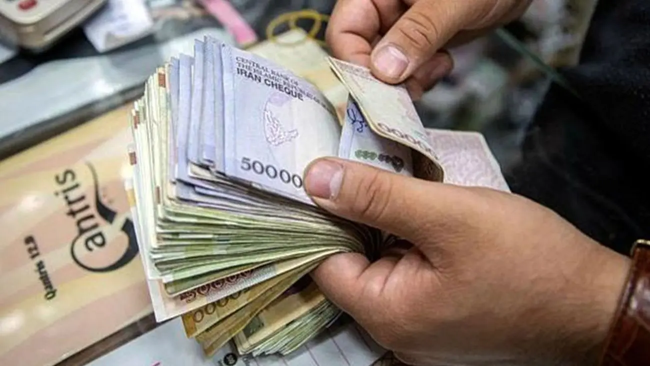 سورپرایز دولت برای این کارمندان در اسفند ماه