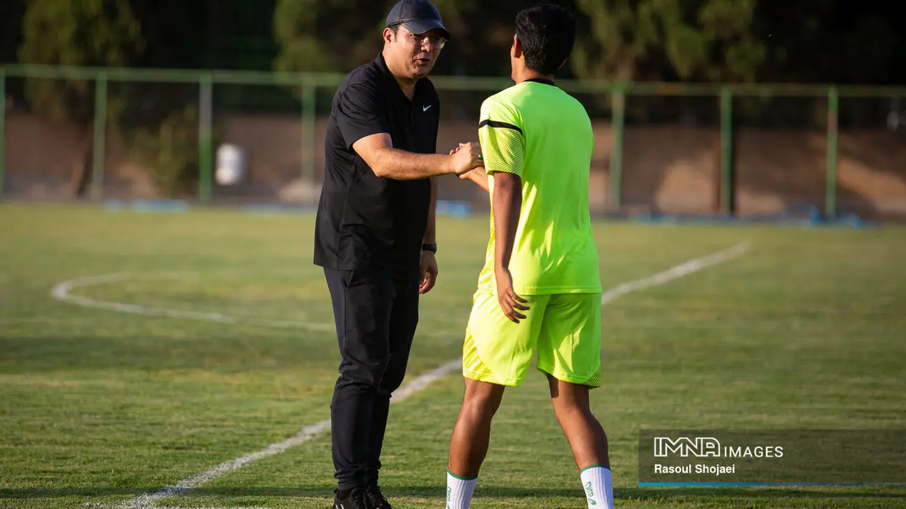 سنگ بزرگ مدیرعامل پرسپولیسی برای استقلال!