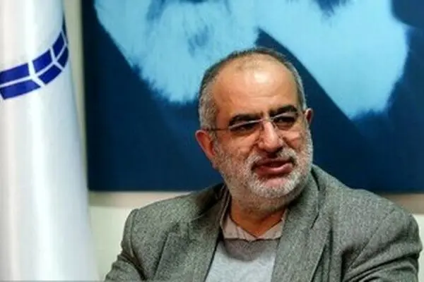 نقش عارف در استعفای ظریف؟/ توئیت معناداری که حسام‌الدین آشنا زد 