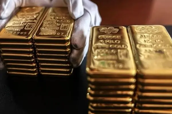 تا پایان سال فقط طلا و دلار بخرید!