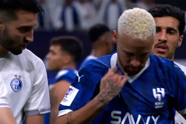 بازی الهلال و استقلال سه بر صفر به سود استقلال می شود؟