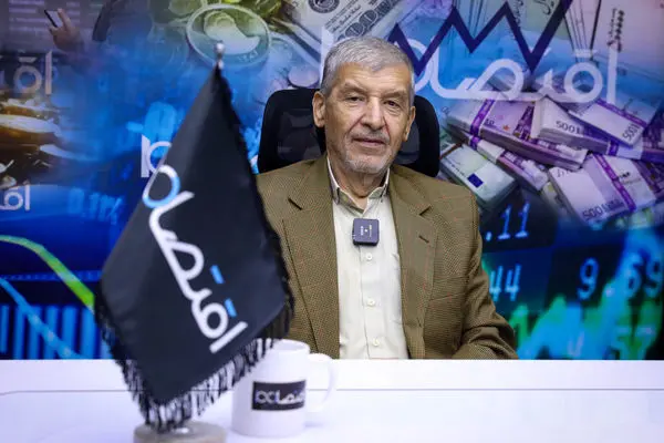 انتقادات بدون تعارف حقیقت پور از پزشکیان /مردم دنبال پس گرفتن رأی خود هستند  +فیلم