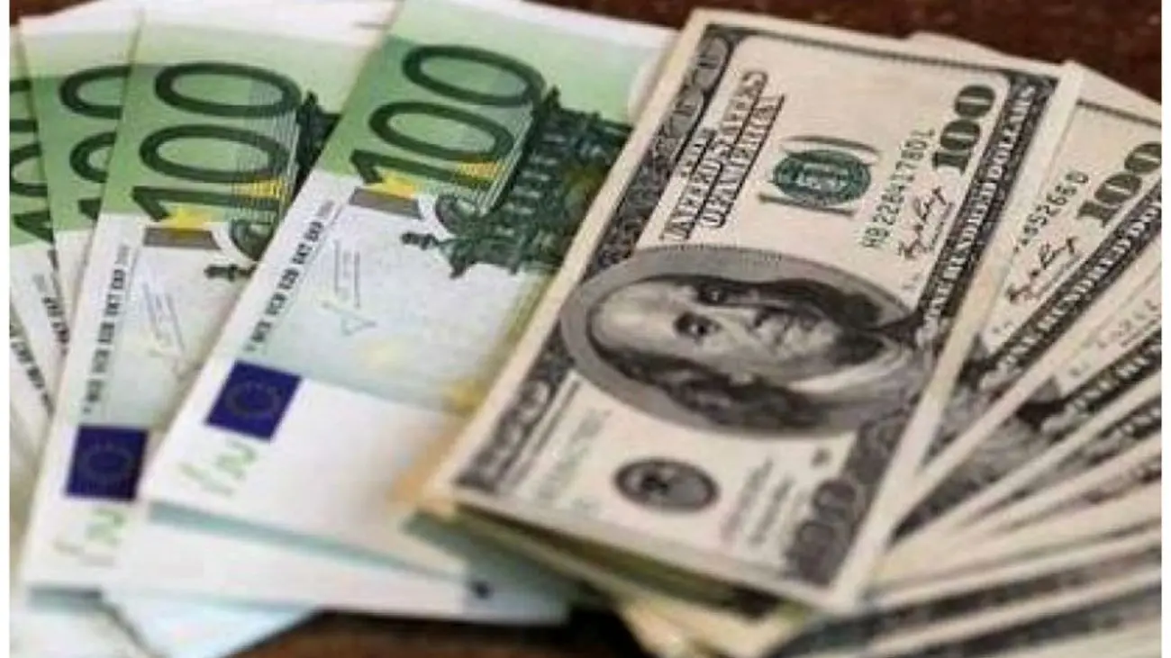دلار برای سرمایهگذاری بهتر است یا یورو؟