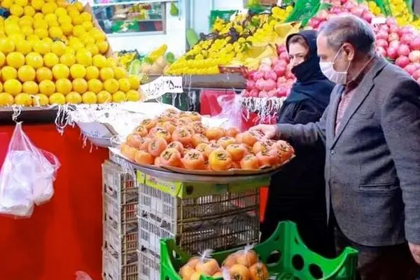 قیمت سرسام‌آور میوه، دخل و خرج خانوارها را بهم ریخت  / خرید میوه طبقاتی شد + جدول