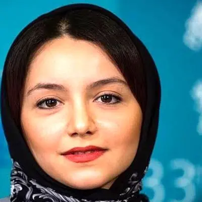 کپی برابر اصل! شباهت بی‌حد نازنین بیاتی و خواهرش همه را حیرت‌زده کرد +عکس