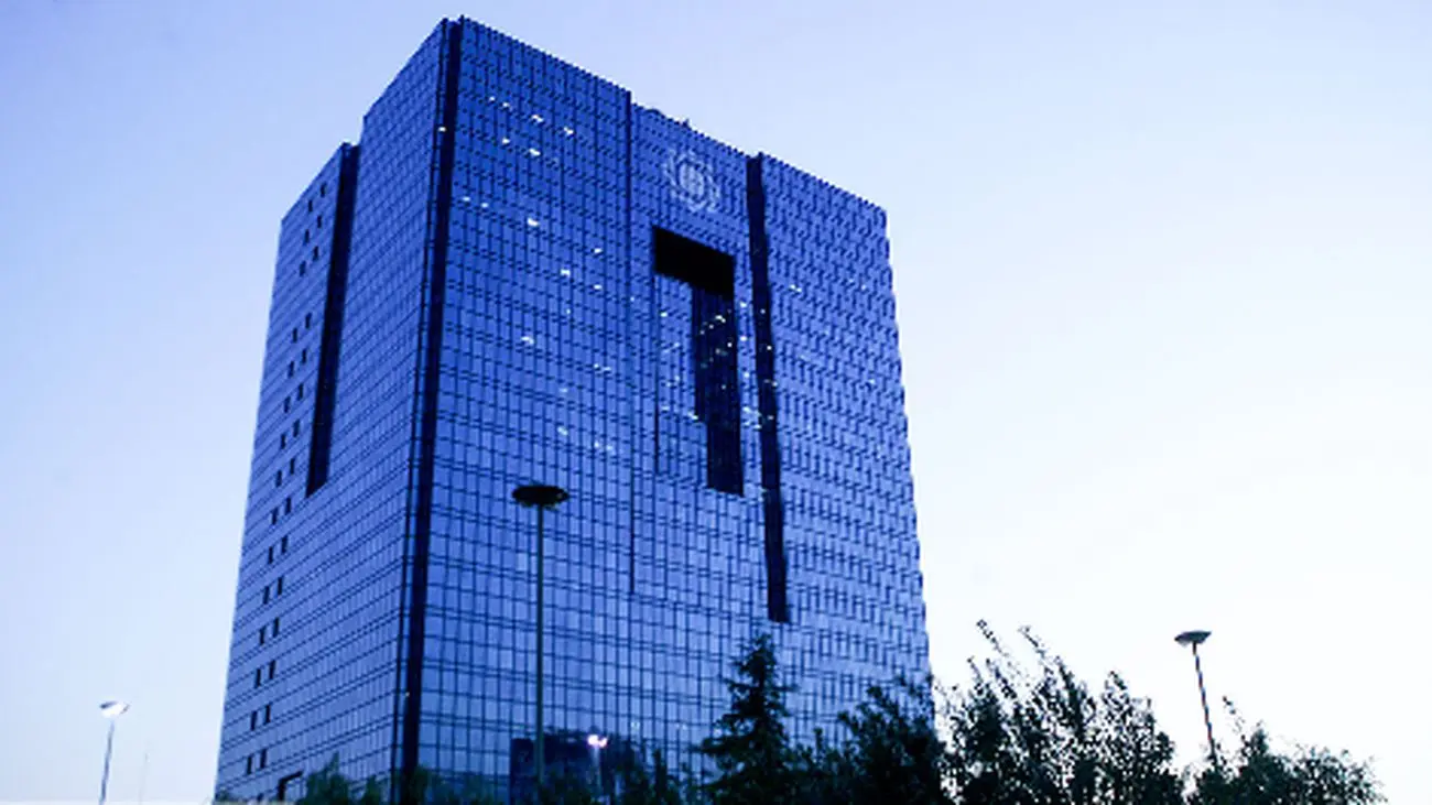 نرخ بهره بین بانکی عقبنشینی کرد