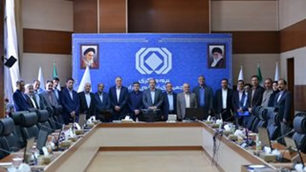 اهداءتندیس نقرهای به شرکت نفت بهران در هشتمین دوره جایزه ملی مدیریت انرژی