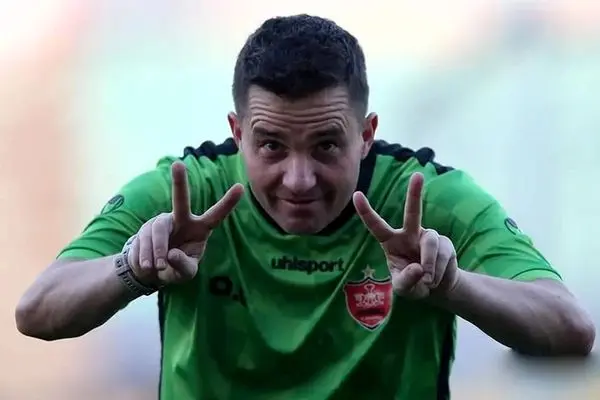 سرمربی سابق پرسپولیس با این پست دل هواداران را برد +عکس