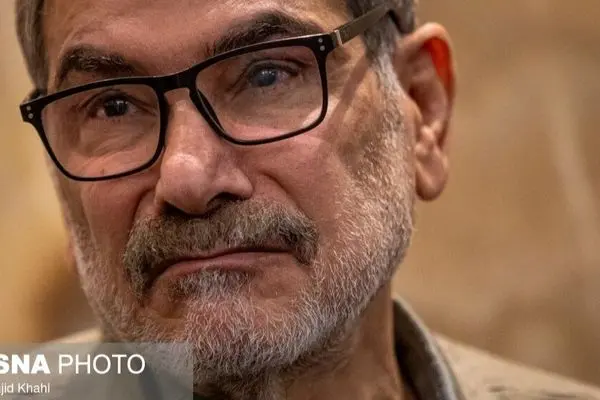 آقای شمخانی! آیا مردم نباید درباره ارتباط عروسی مجلل دخترتان و کشتی‌های پسرتان سوال کنند؟