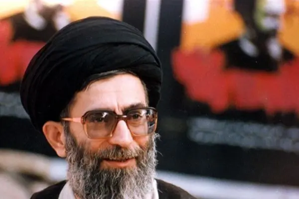 تصویری نایاب شهید تهرانی مقدم و رهبر انقلاب در سال ۶۵ / مسئولیت شهید محمود باقری در سپاه چه بود؟