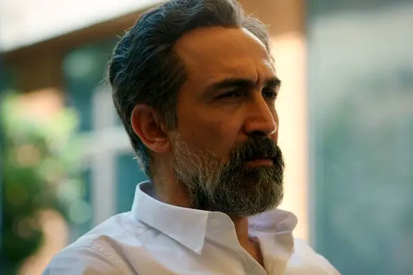 اولین عکس از همسر کم سن و سال و باقار هادی حجازی فر / خیلی جوانتر از بازیگر داریوش !