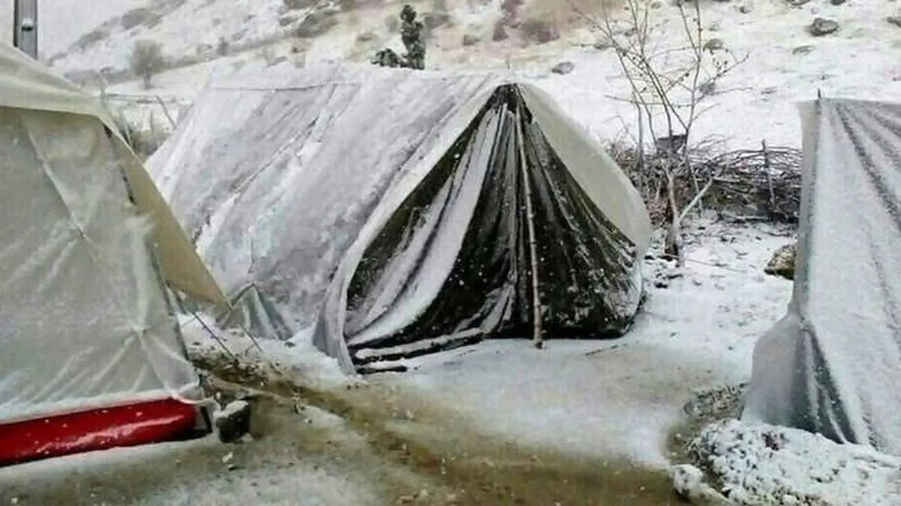 مادر و پسر زلزله زده در خوی زیر چادر جانباختند