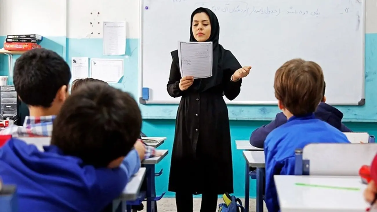 شوک به معلمان /این دسته باید 12 ساعت تدریس کنند!