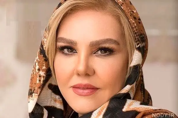 دکوراسیون رویایی خانه ویلایی افسانه چهره‌آزاد؛ از آسانسور داخل پذیرایی تا کافی‌شاپ خصوصی!