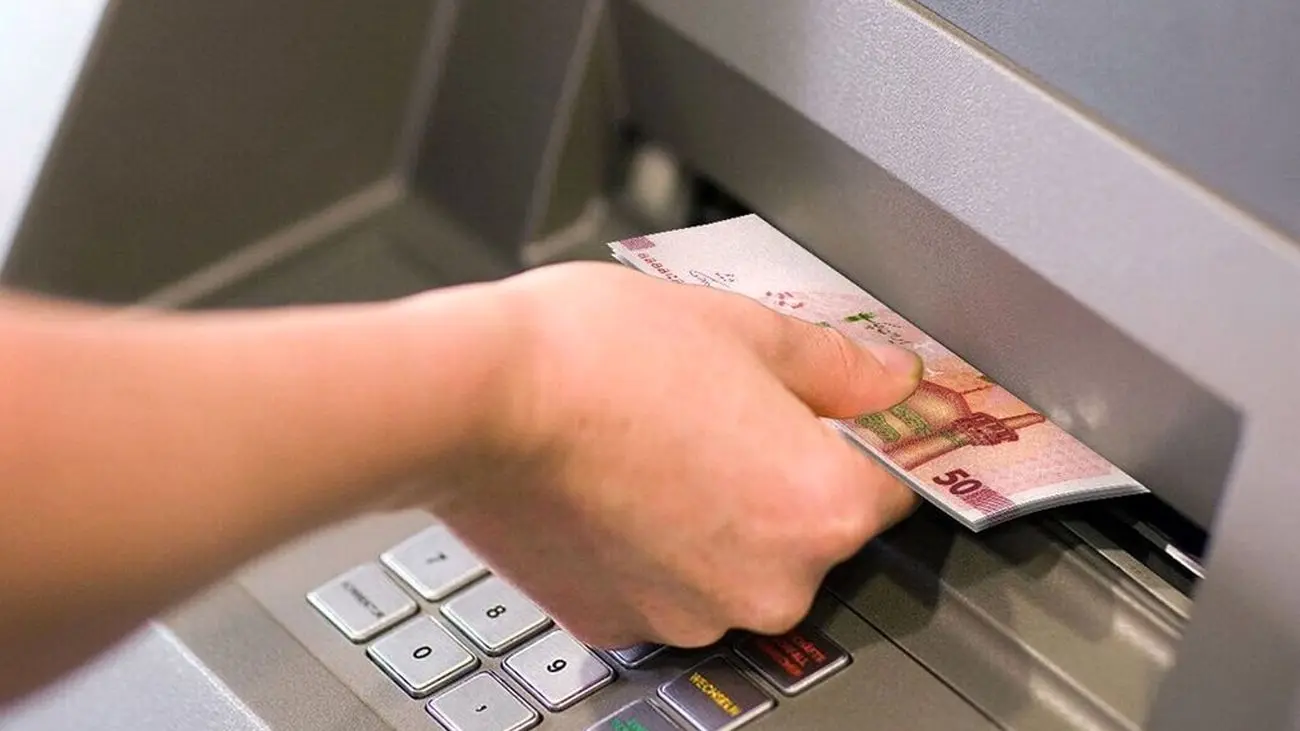خبر خوب برای زوار اربعین / سقف برداشت از عابر بانک ها در مرز مهران افزایش یافت