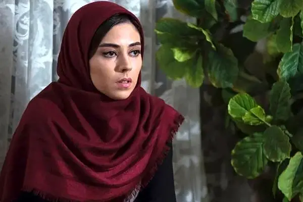 درخشش نیلوفر رجایی فر بازیگر داعشی سریال پایتخت در ممنوعه ! / ببینید نمی شناسید + بیوگرافی