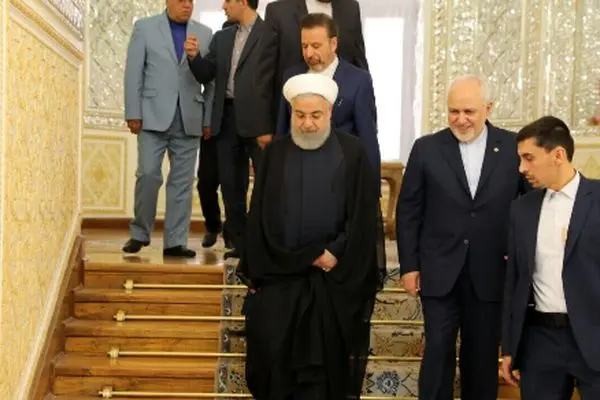 بی‌اعتنایی دلواپسان به شرایط بحرانی/ تندروها به دنبال انتقام از چه چیزی هستند؟