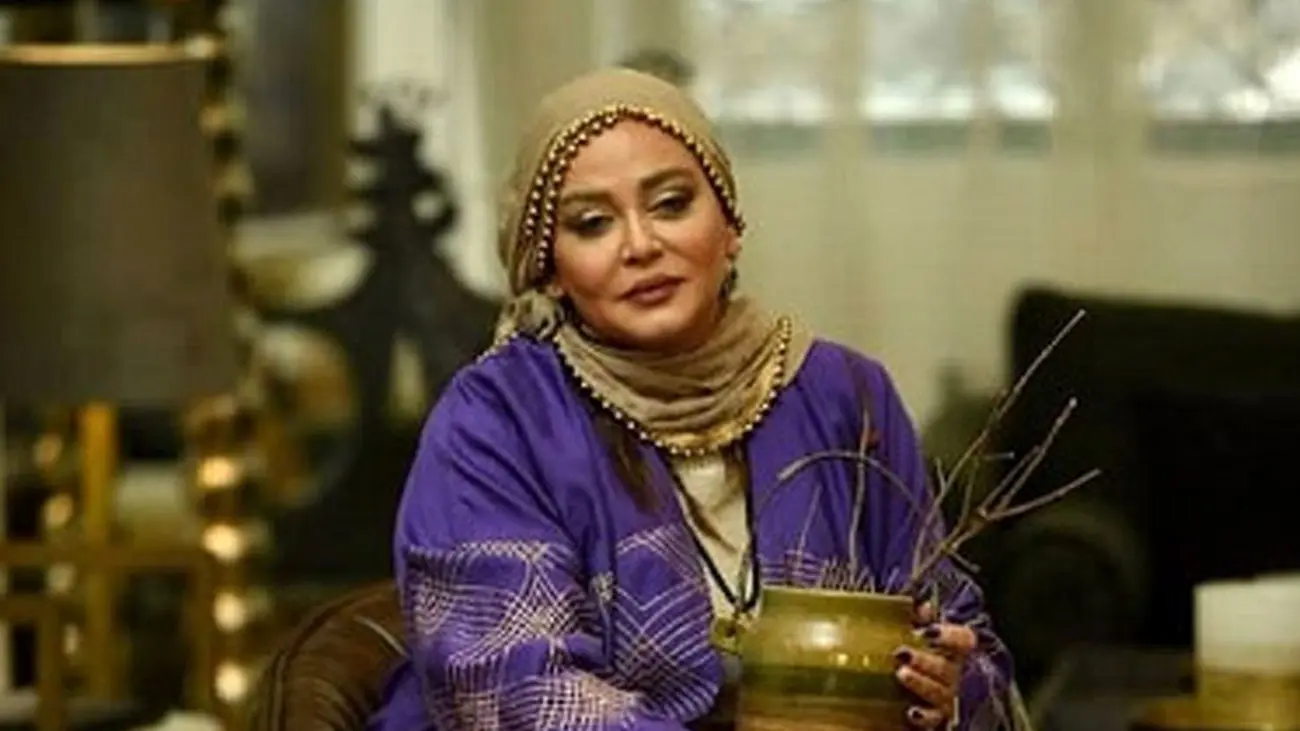عکس دستبند شیک و متفاوت بهاره رهنما همسر سابق حاجی / دائم در حال جلب توجه !