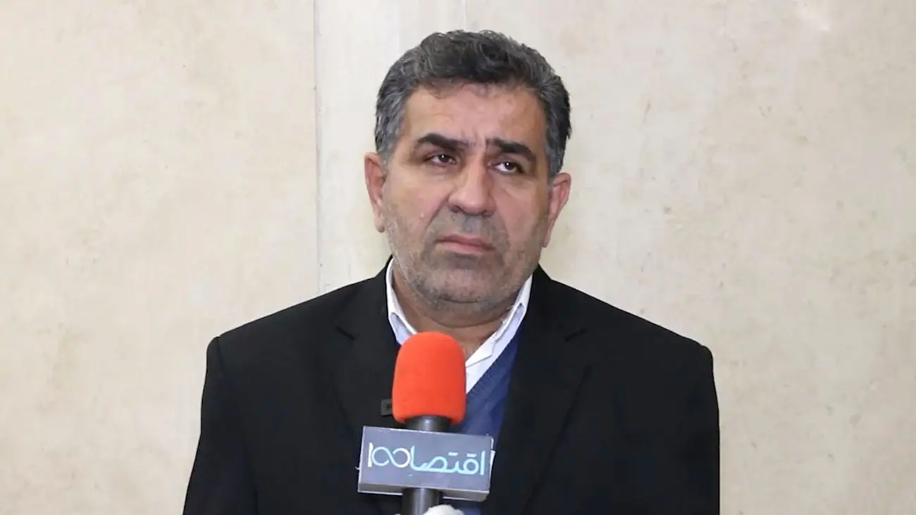 وزیرکار بداند اگر افزایش حقوق کارگران 50 درصد نباشد واکنش نشان می دهیم+فیلم