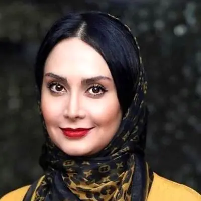 عکس متفاوت مریم خدارحمی در کنار سنگهای رمزآلود اهورامزدا