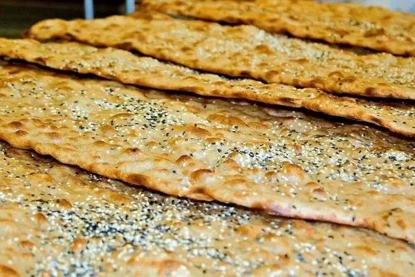 چرا قیمت نان در این استان شبانه افزایش یافت؟