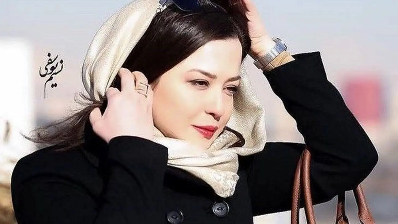 اولین عکس از عروسی مجلل مهراوه شریفی نیا ! / از لباس عروس اعیانی تا دسته گل لاکچری !