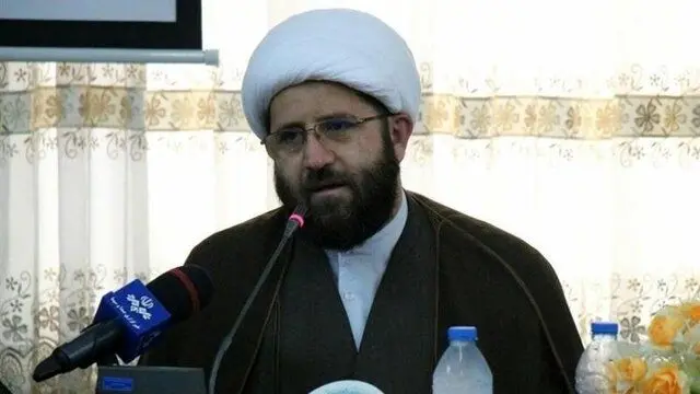 دلیل تغییر ۳۸ امام جمعه در پنج ماه اخیر چیست؟