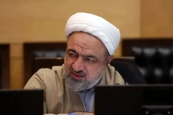 رسایی علیه عارف: آیا فرزند او تابعیت دارد؟