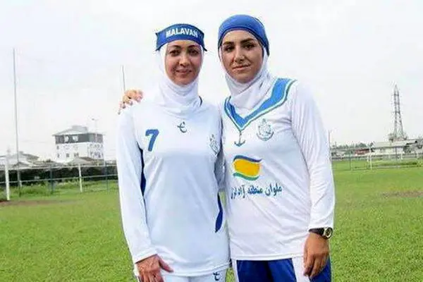  عکس های دیدنی از 20 خانم بازیگر جذاب ایرانی در لباس والیبالی / یکی از یکی معروف تر !