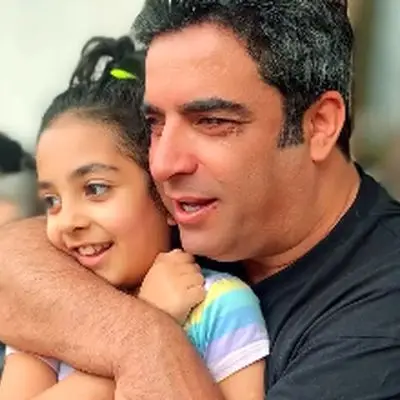 وقتی سوفیا از منوچهر هادی سوال می‌پرسه؛ عین مجری‌ها  + فیلم